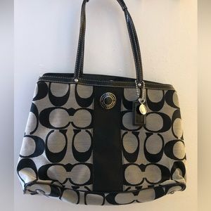 Coach Purse E1282-F19190